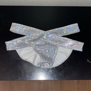 Holographic scrunch booty bottoms